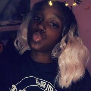 Meet your Posher, Chanta